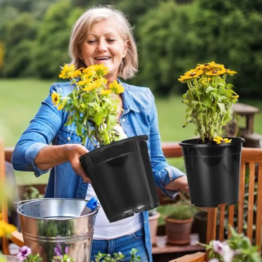 Plastic Plant Pots With Drainage Holes For Easy Seedling Transplants