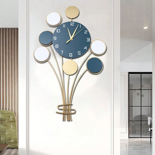 Silent Battery Operated Wall Clock No Drilling Balloon Deco